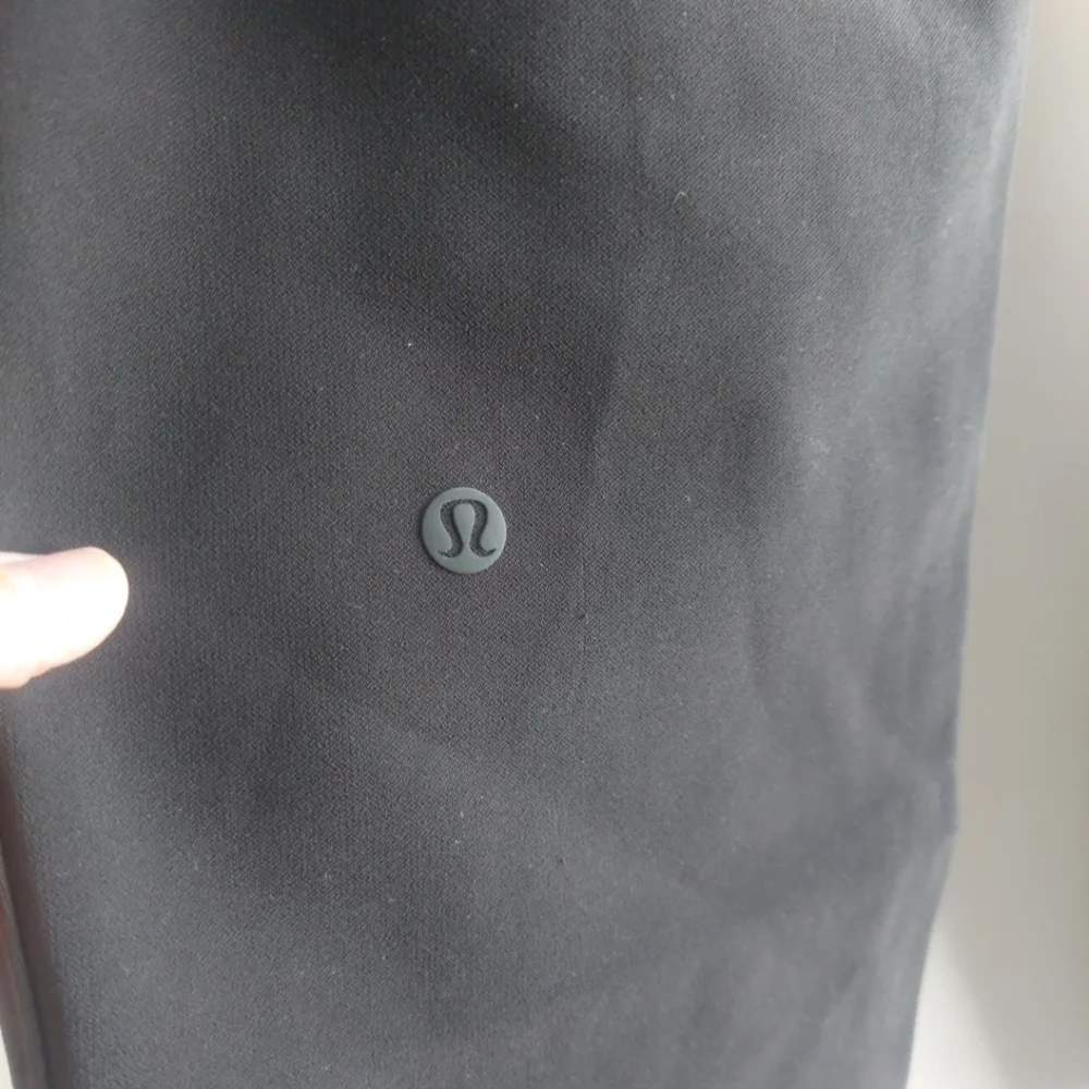 Lululemon On The Fly 7/8 Pants Joggers Athleisure Size 6 Minimalist